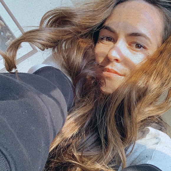 Meet your Posher, Paige - Picture 1 of 1